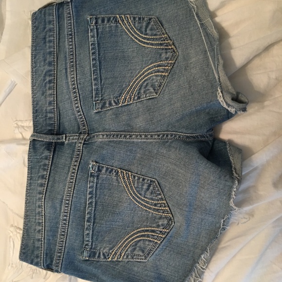 Hollister shorts - Picture 3 of 3